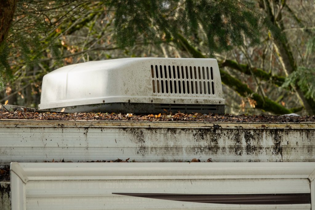 old rv air conditioner