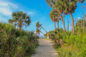 small towns to visit in south carolina