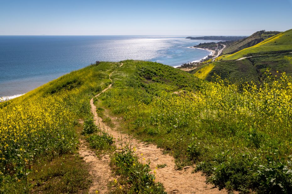 hiking trails in Malibu
