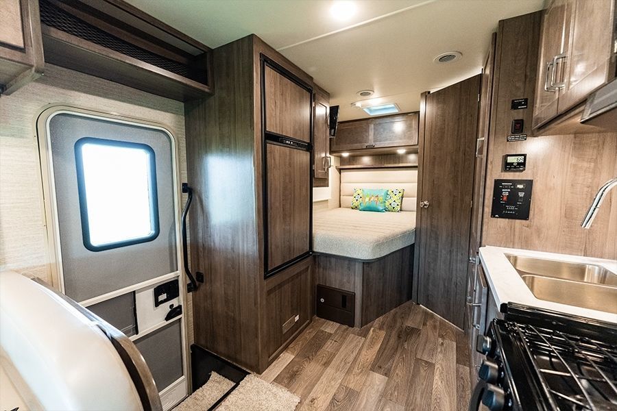 Photo 22 - 2020 Winnebago Class C Motorhome rental photo 24