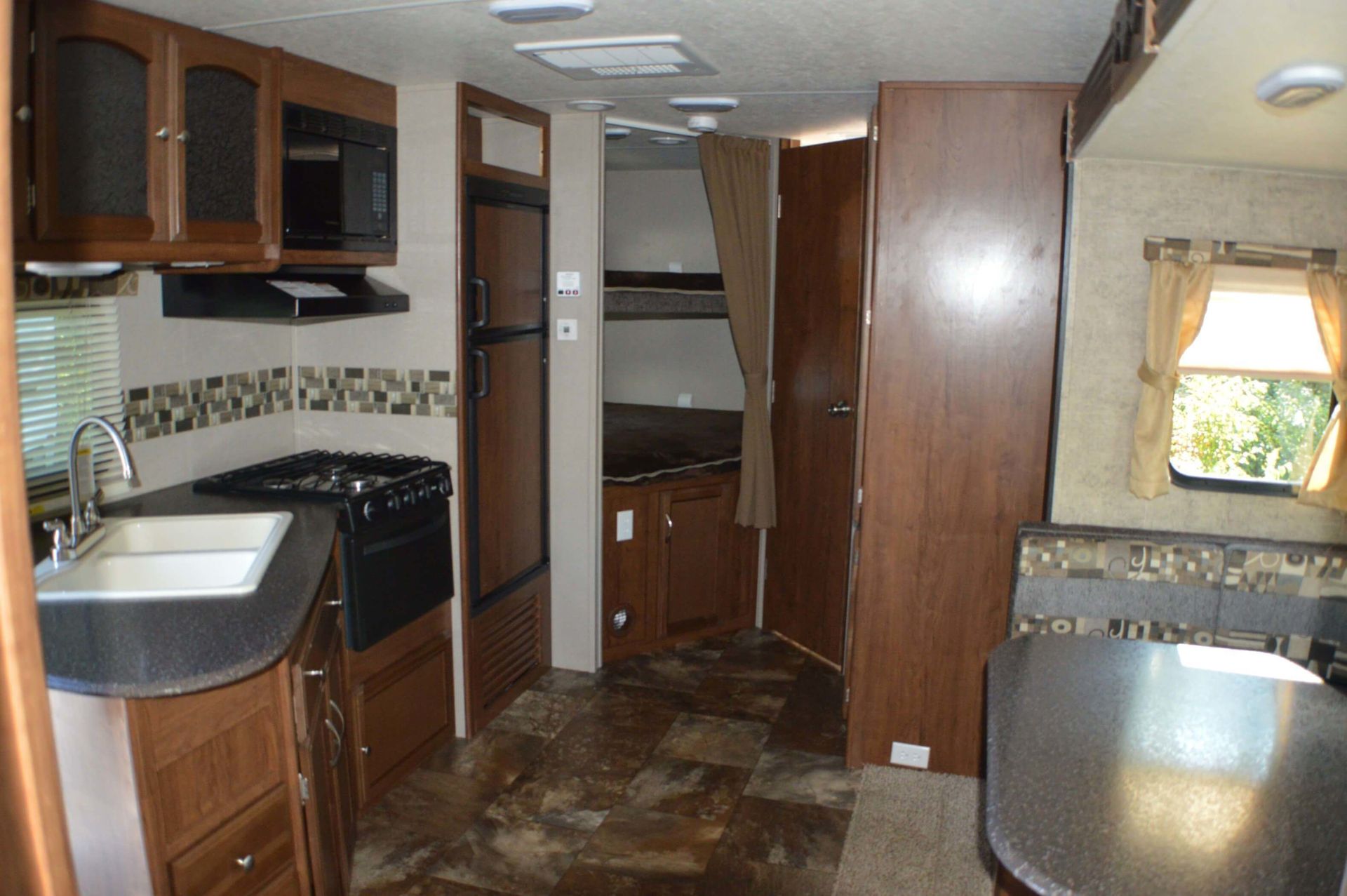 Photo 6 - 2020 Coachmen Travel Trailer rental photo 8