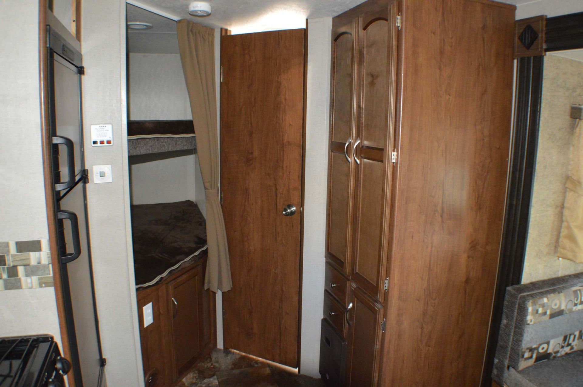 Photo 14 - 2020 Coachmen Travel Trailer rental photo 16