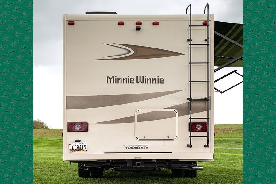 Photo 10 - 2020 Winnebago Class C Motorhome rental photo 12