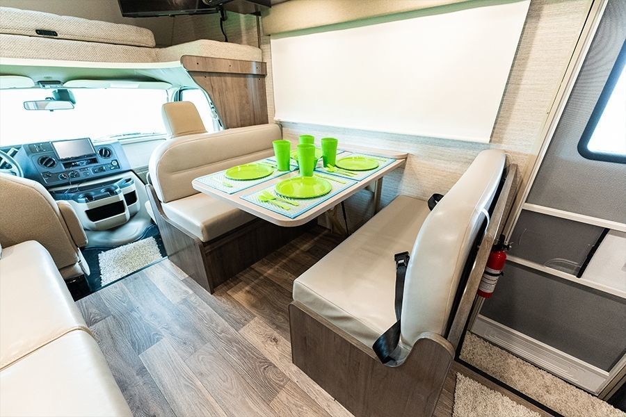 Photo 13 - 2020 Winnebago Class C Motorhome rental photo 15