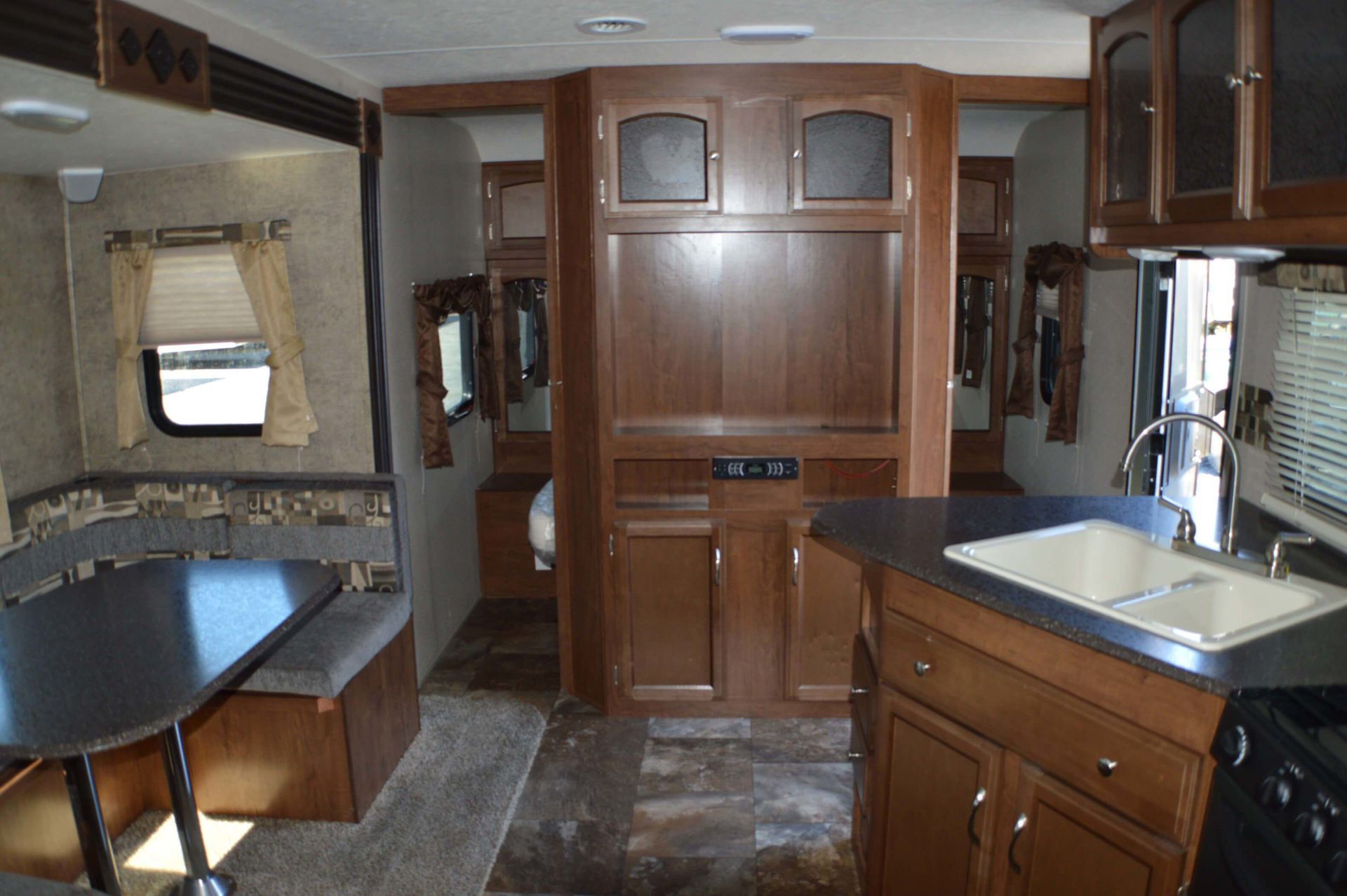 Photo 4 - 2020 Coachmen Travel Trailer rental photo 6