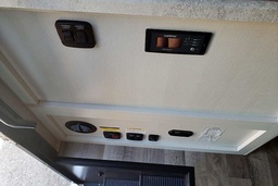 Photo 4 thumbnail 6