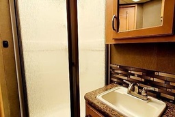 Photo 2 thumbnail 17