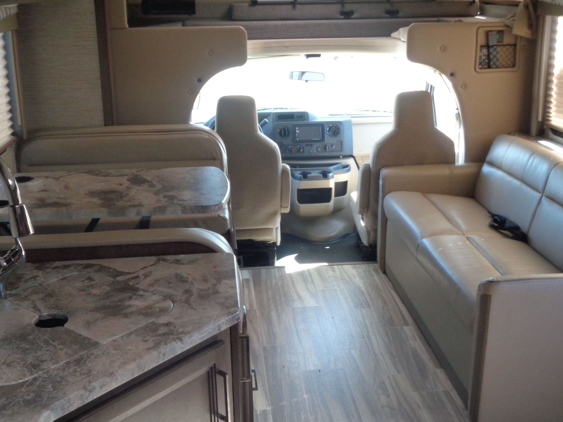 Photo 8 - 2021 Thor Class C Motorhome rental photo 10