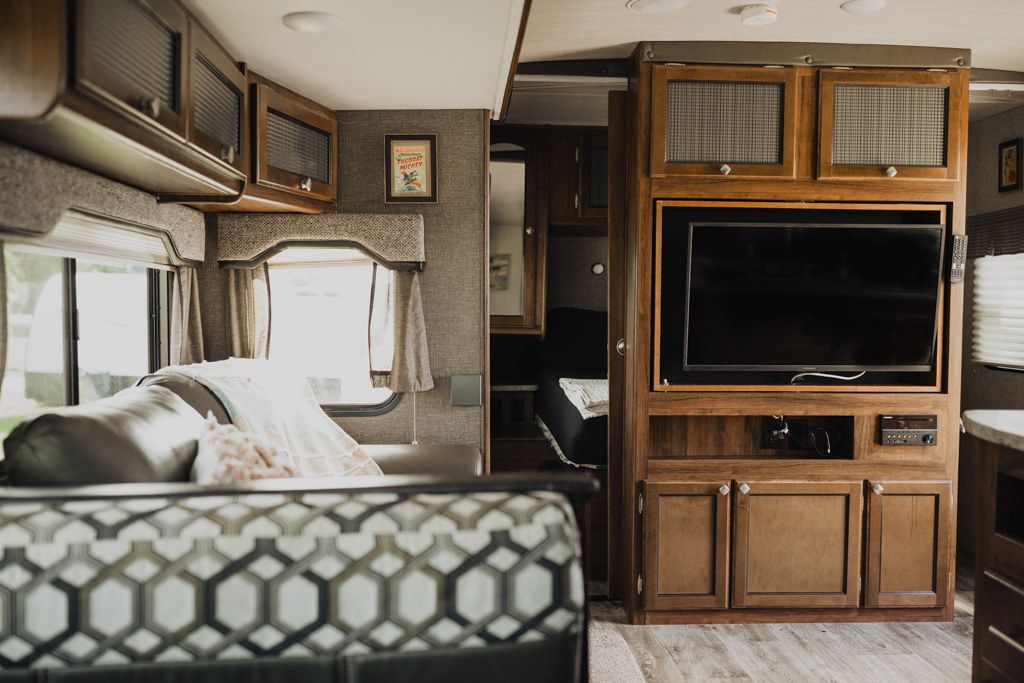 Photo 20 - 2018 HEART LAND Travel Trailer rental photo 22