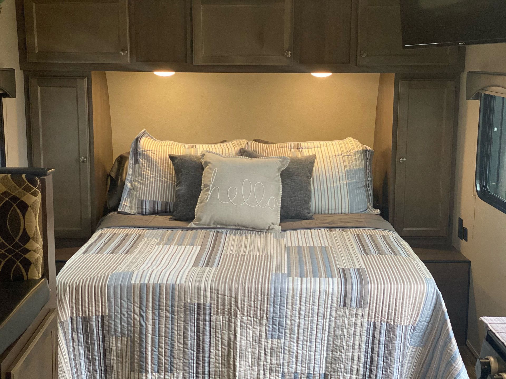 Photo 9 - 2019 Sunset Park Rv Travel Trailer rental photo 11