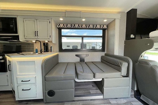 2022 Jayco Jayco with bunks Class C Motorhome for rent in Seymour, IN