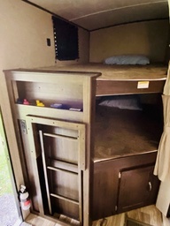 Photo 2 thumbnail 4