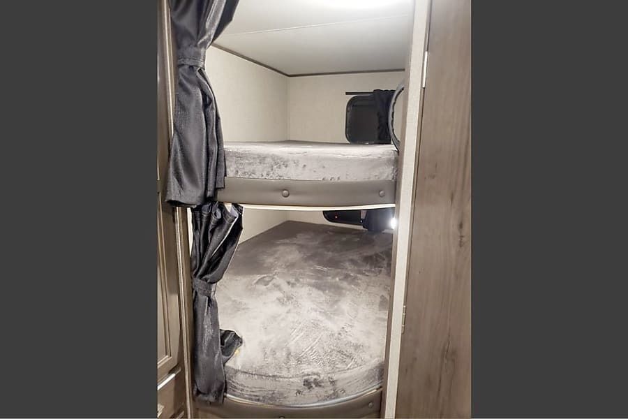 Photo 2 - 2021 Jayco Travel Trailer rental photo 4