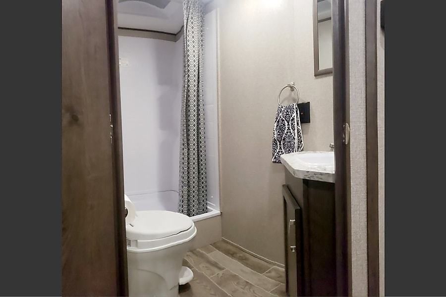 Photo 5 - 2021 Jayco Travel Trailer rental photo 7