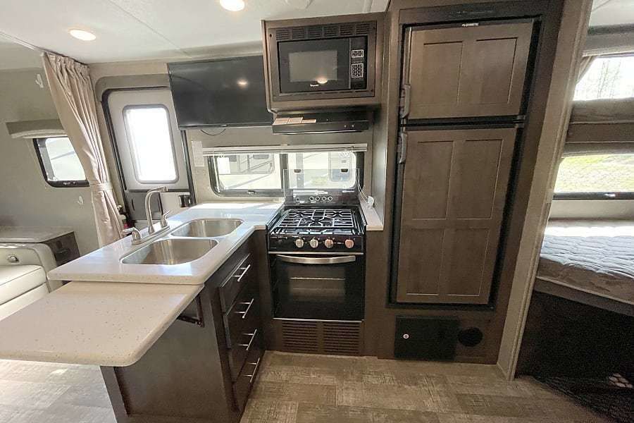 Photo 15 - 2019 Forest River Travel Trailer rental photo 19