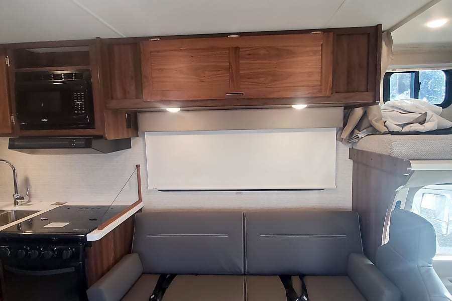 Photo 2 - 2021 Winnebago Class C Motorhome rental photo 4