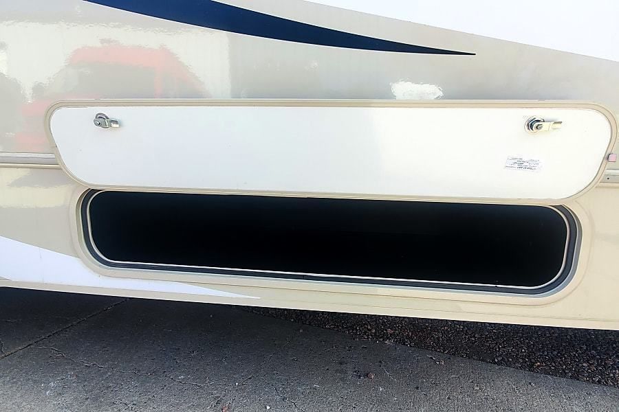 Photo 20 - 2021 Winnebago Class C Motorhome rental photo 22