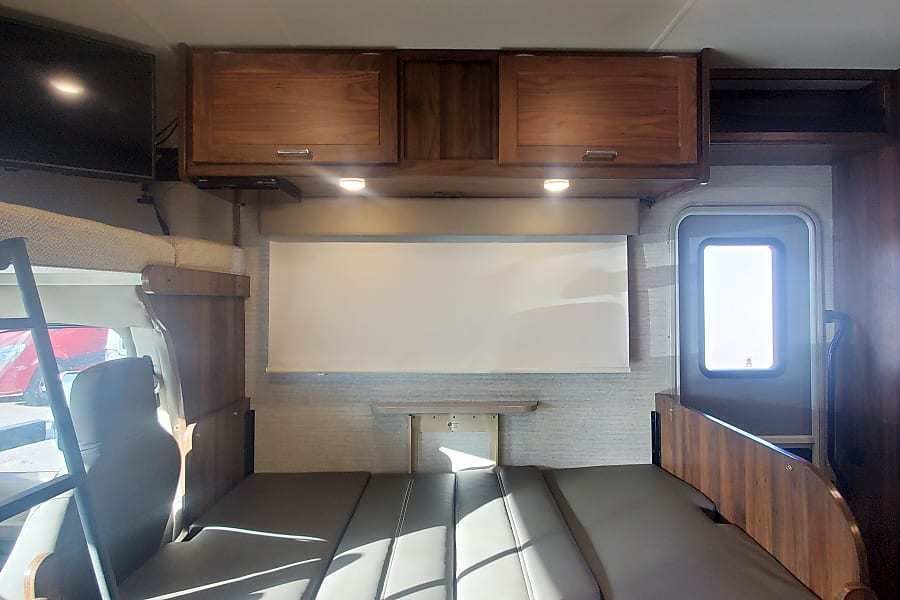 Photo 42 - 2021 Winnebago Class C Motorhome rental photo 44