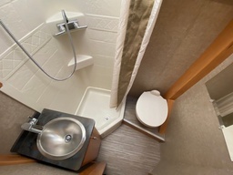 Photo 30 thumbnail 32