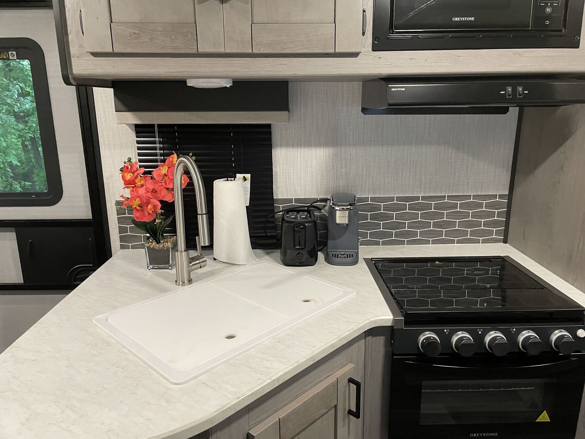 Photo 20 - 2021 Heartland Travel Trailer rental photo 16