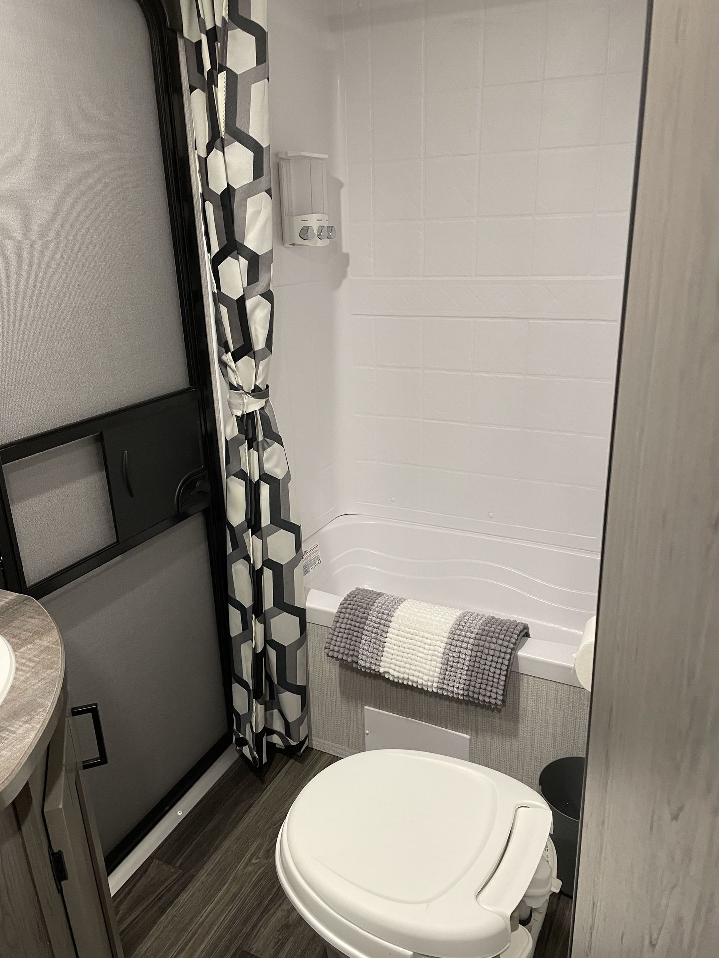 Photo 20 - 2021 Heartland Travel Trailer rental photo 17