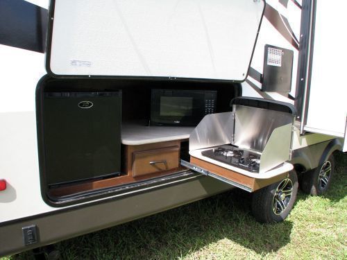 Photo 17 - 2015 Jayco White Hawk Travel Trailer rental photo 18