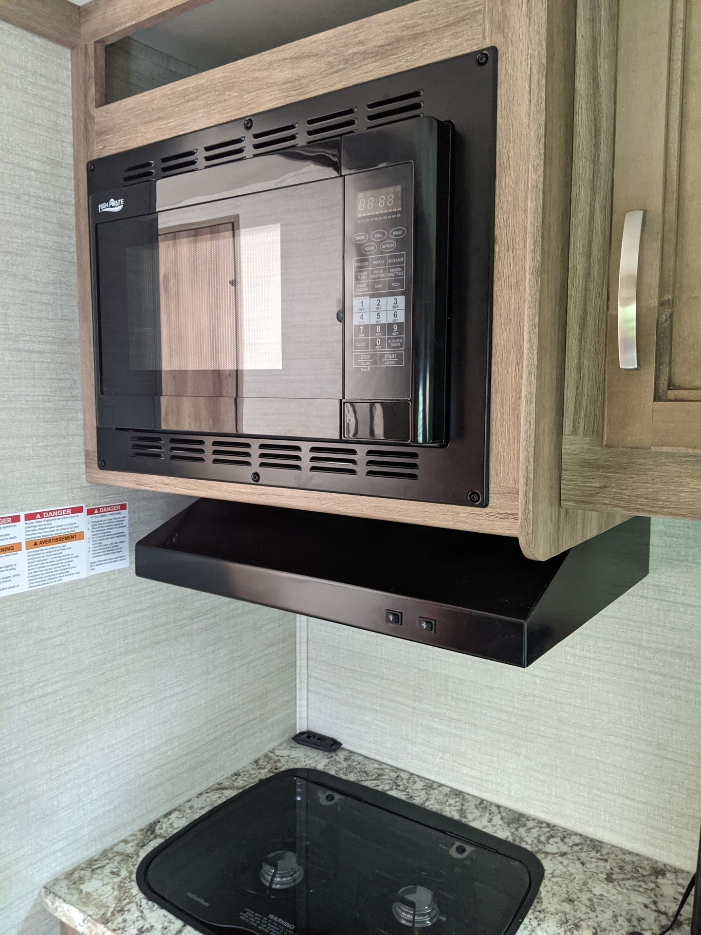 Photo 17 - 2020 Jayco Class C Motorhome rental photo 19