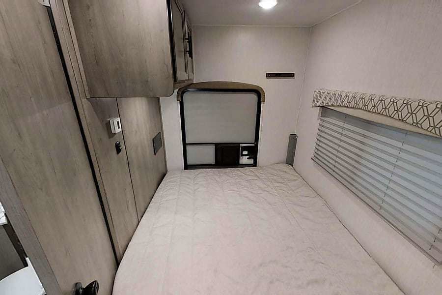 Photo 2 - 2021 Coachmen Class C Motorhome rental photo 4