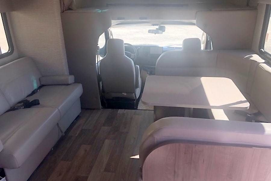 Photo 2 - 2022 Winnebago Class C Motorhome rental photo 4