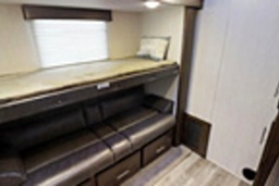 Photo 7 thumbnail 9