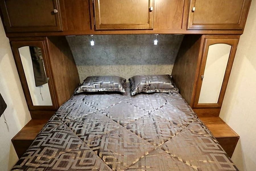 Photo 4 - 2019 Coachmen Travel Trailer rental photo 6