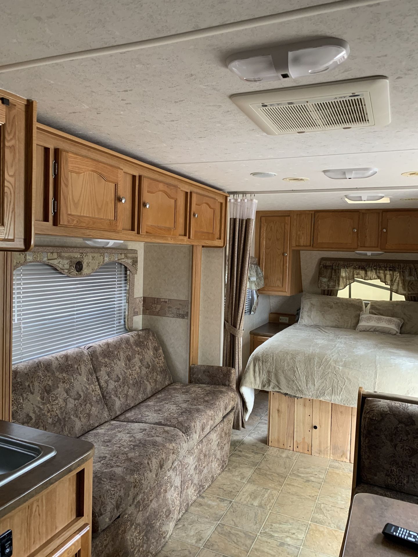 Photo 4 - 2008 R-Vision Travel Trailer rental photo 6
