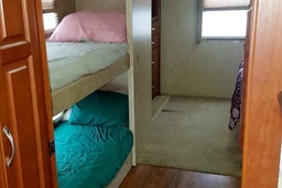 Photo 2 thumbnail 10