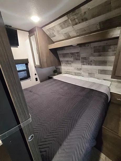 Photo 3 - 2021 Coleman Travel Trailer rental photo 5