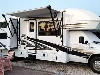 Photo 0 - 2018 Jayco Class C Motorhome rental photo 2