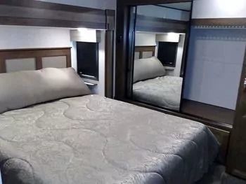 Photo 7 - 2019 Highland Ridge Fifth Wheel rental photo 9