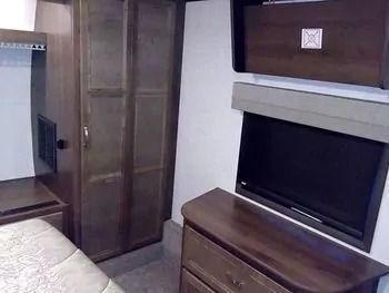 Photo 9 - 2019 Highland Ridge Fifth Wheel rental photo 11