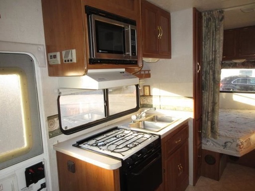 2002 Coachmen Catalina Sport 210CB Class C Motorhome for rent in Los Angeles, CA