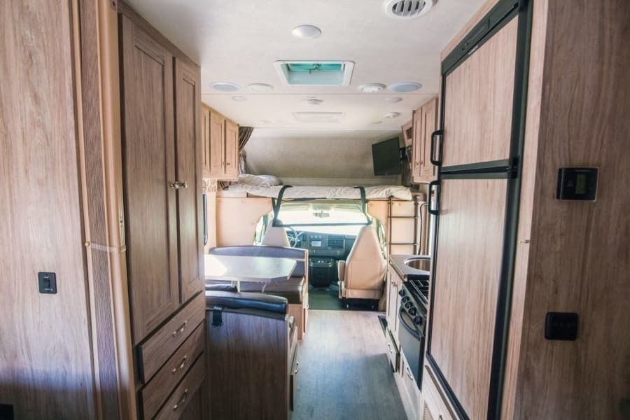 Photo 7 - 2018 Forest River Class C Motorhome rental photo 9