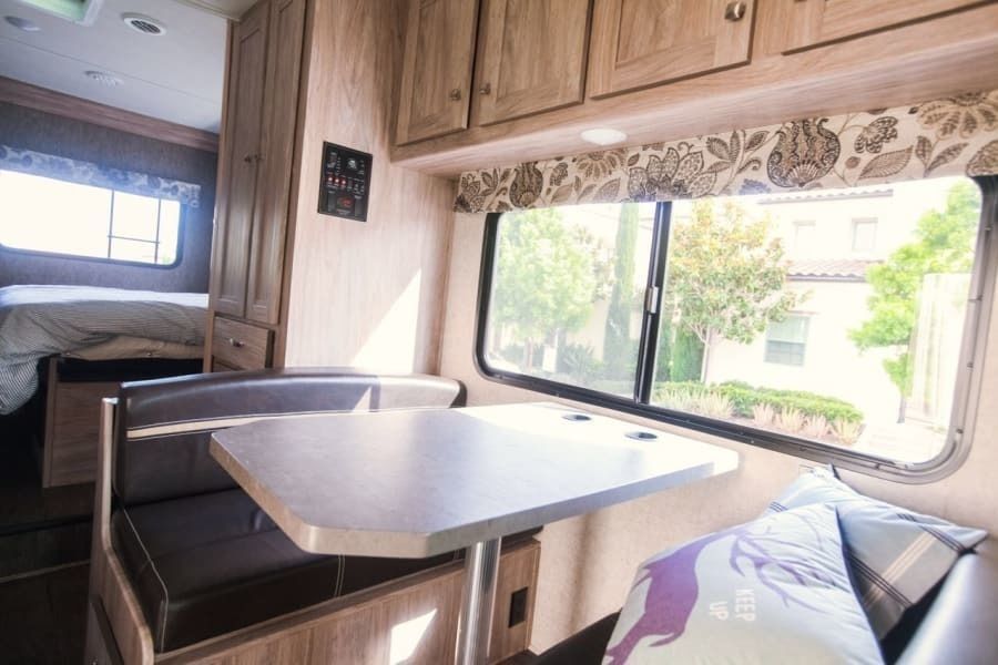 Photo 8 - 2018 Forest River Class C Motorhome rental photo 10