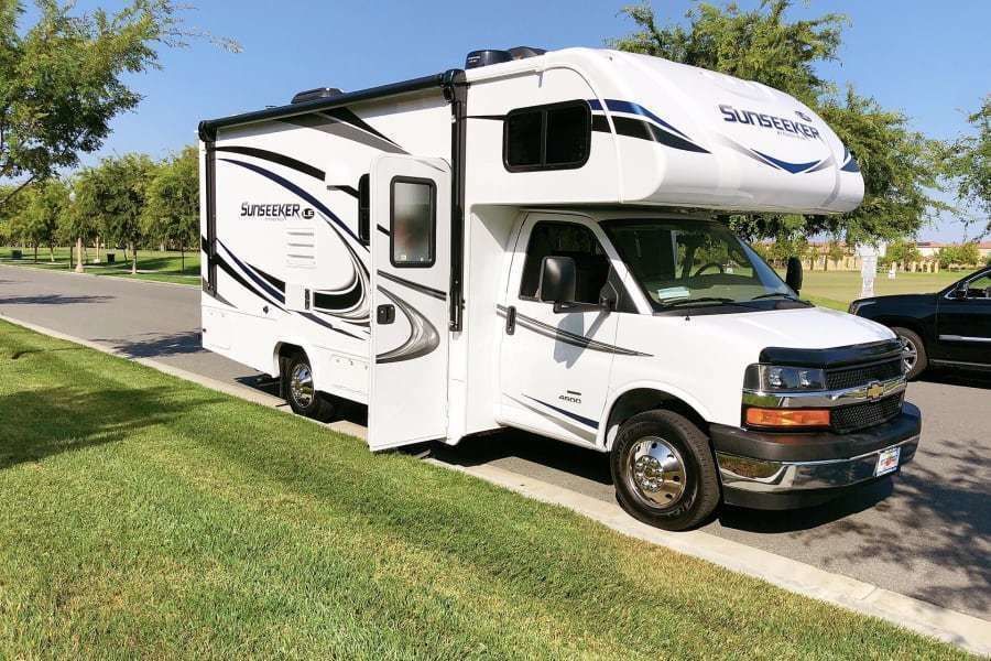 Photo 0 - 2020 Forest River Class C Motorhome rental photo 2