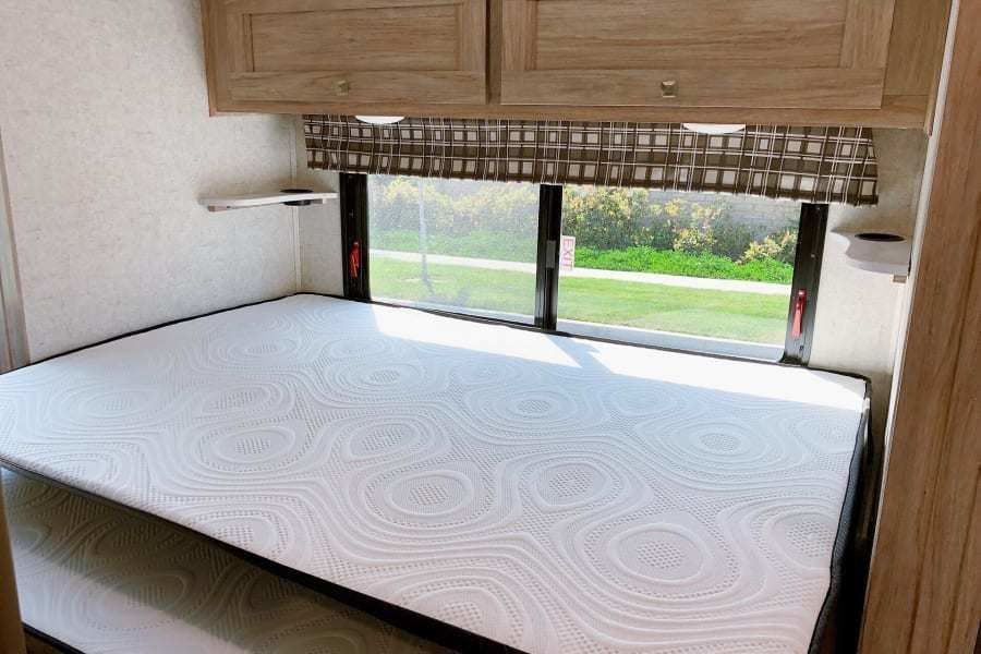 Photo 5 - 2020 Forest River Class C Motorhome rental photo 7
