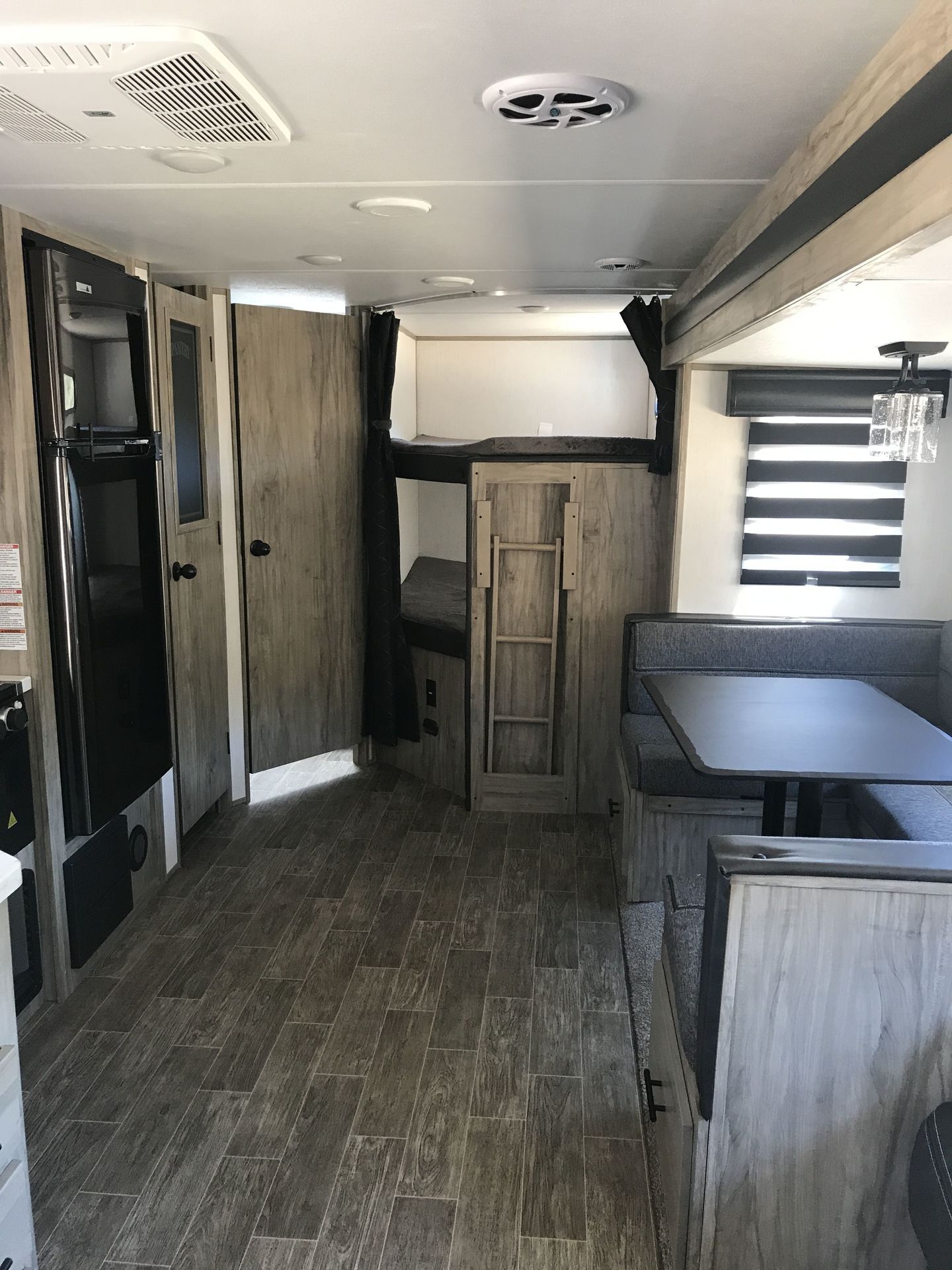 Photo 11 - 2021 Cherokee Trailer Travel Trailer rental photo 13