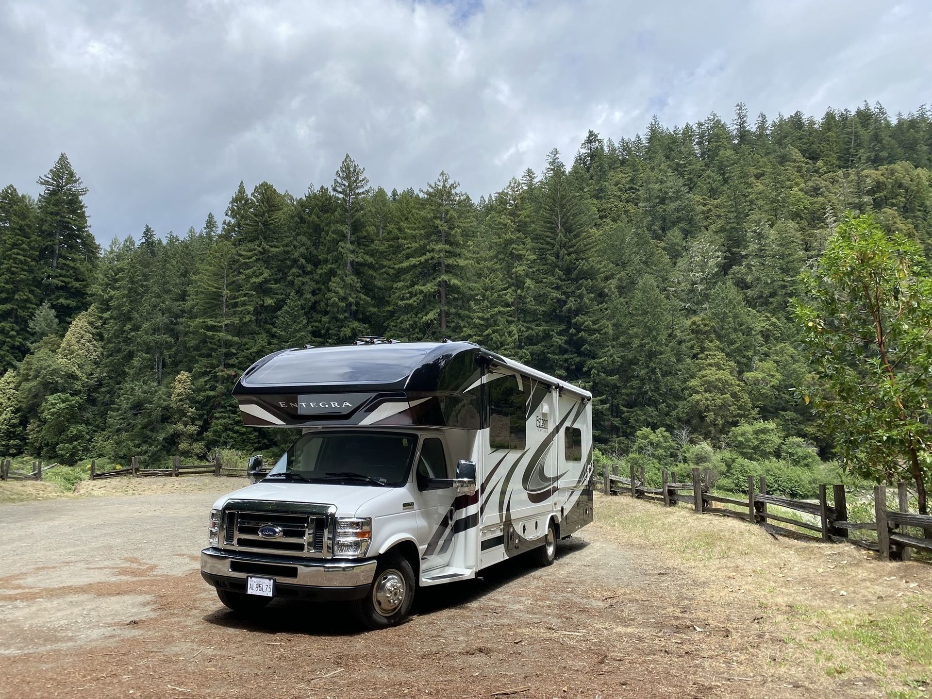 Photo 4 - 2020 Entegra Coach Class C Motorhome rental photo 6