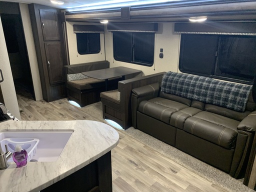 2020 Keystone Springdale 303BH Travel Trailer for rent in Taylorville, IL