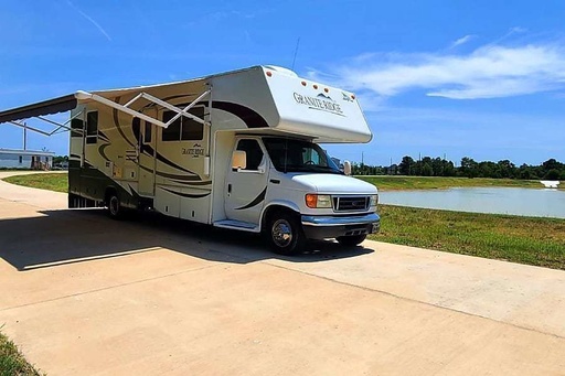 2006 Jayco Granite Ridge Class C Motorhome for rent in Tomball, TX
