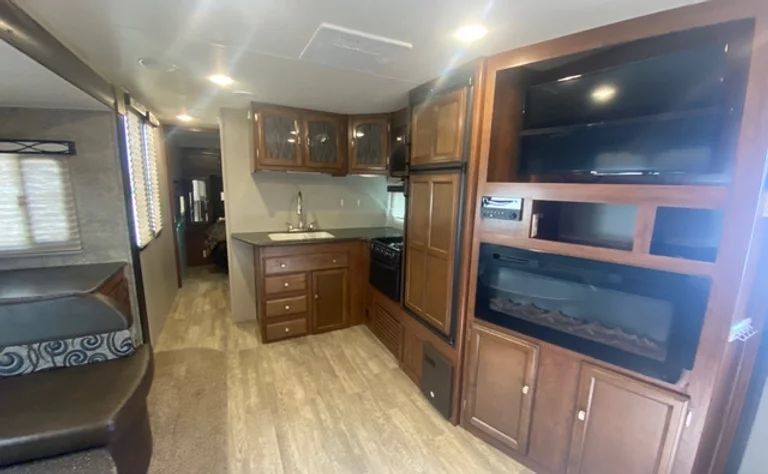 Photo 4 - 2020 Coachmen Travel Trailer rental photo 6