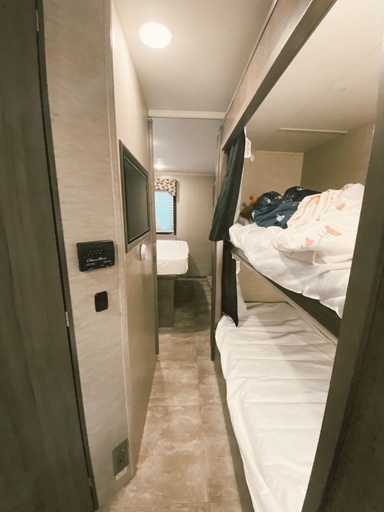 2017 Winnebago Spirit 31G Class C Motorhome for rent in Apache Junction, AZ