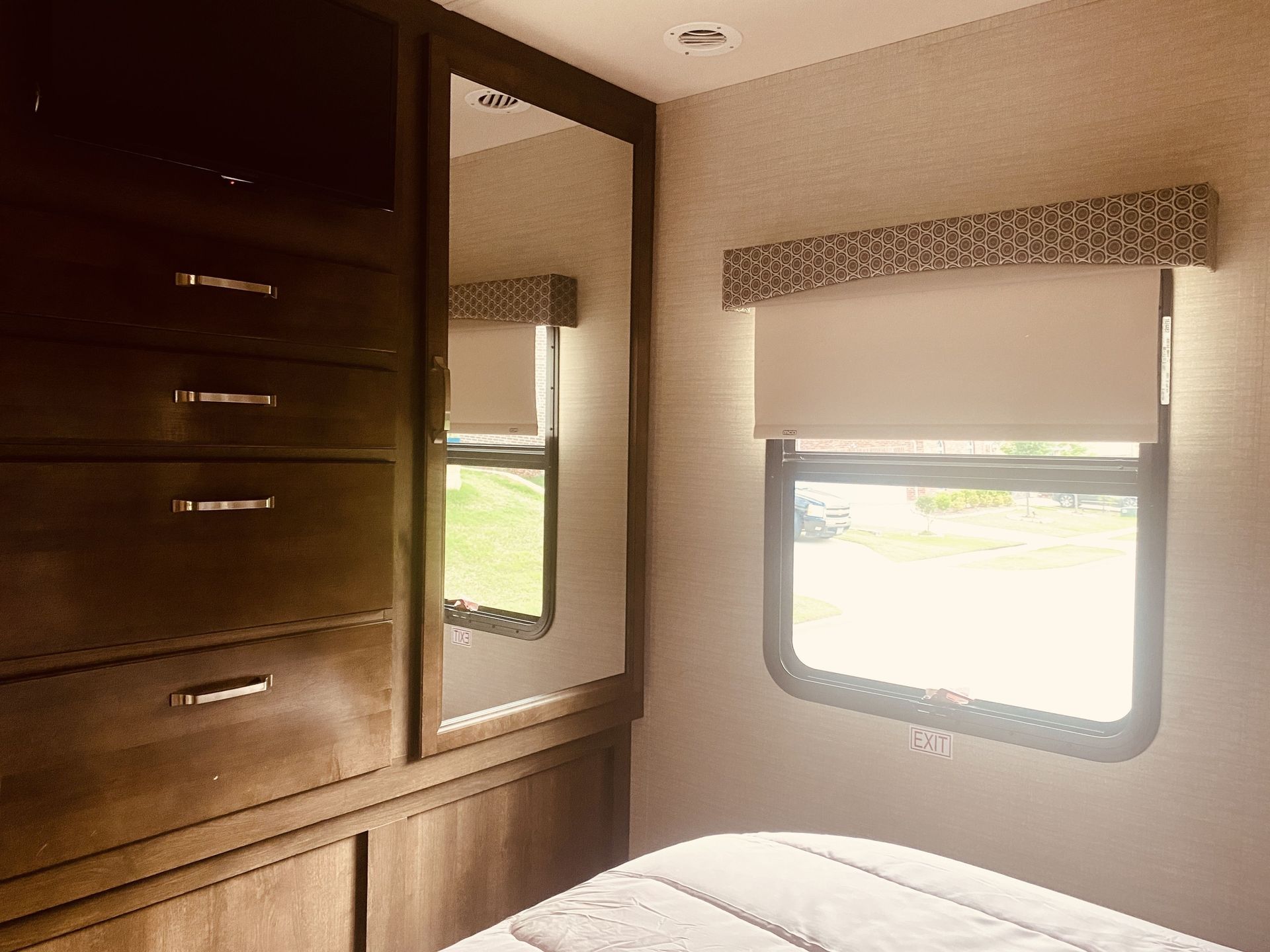 Photo 13 - 2020 Jayco Class C Motorhome rental photo 15