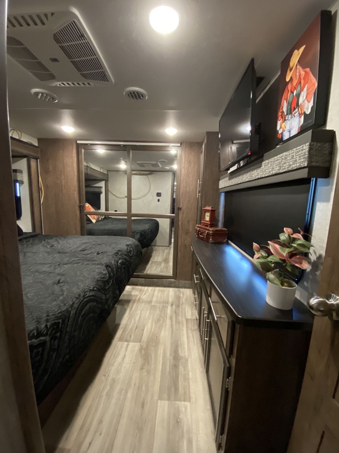 Photo 8 - 2021 K-Z Fifth Wheel rental photo 10